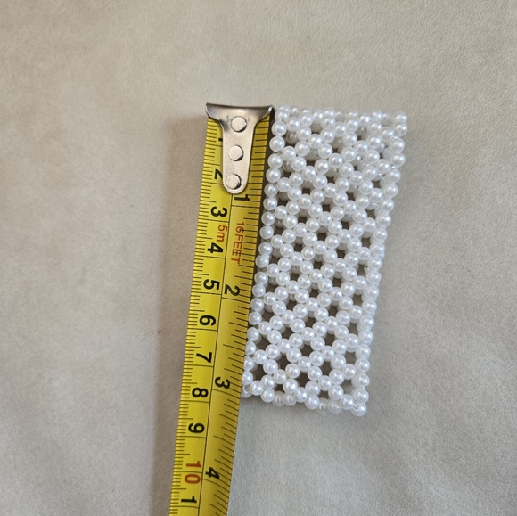 Beaded faux pearl stretch bracelet One size  White Lace Look Bangle Stackking - Picture 7 of 8